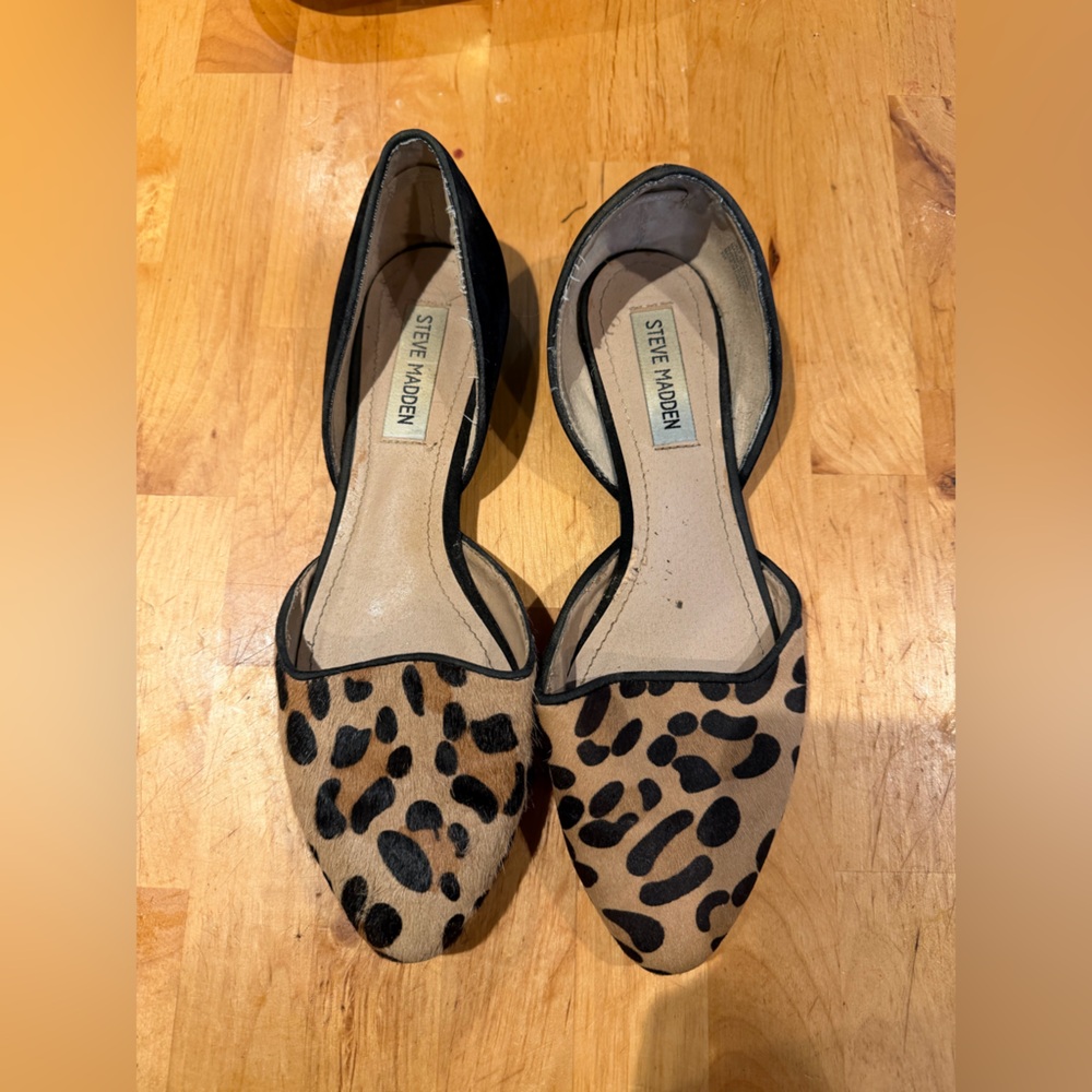 Steve Madden Tan and Black Leopard Flats